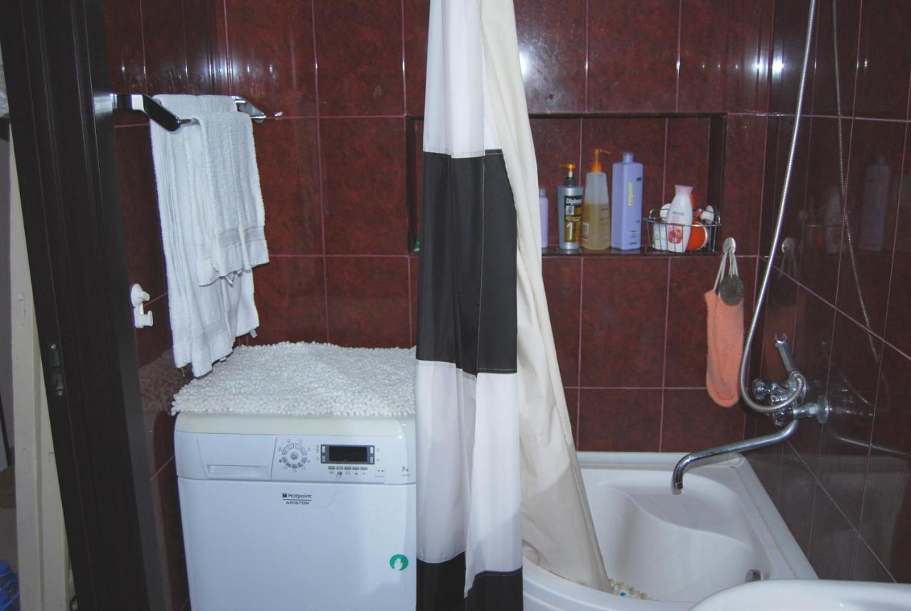 Center Apartment Tbilisi Buitenkant foto